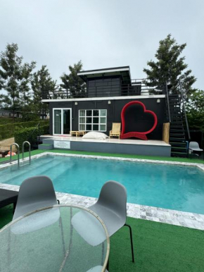 Inthanin Pool Villa